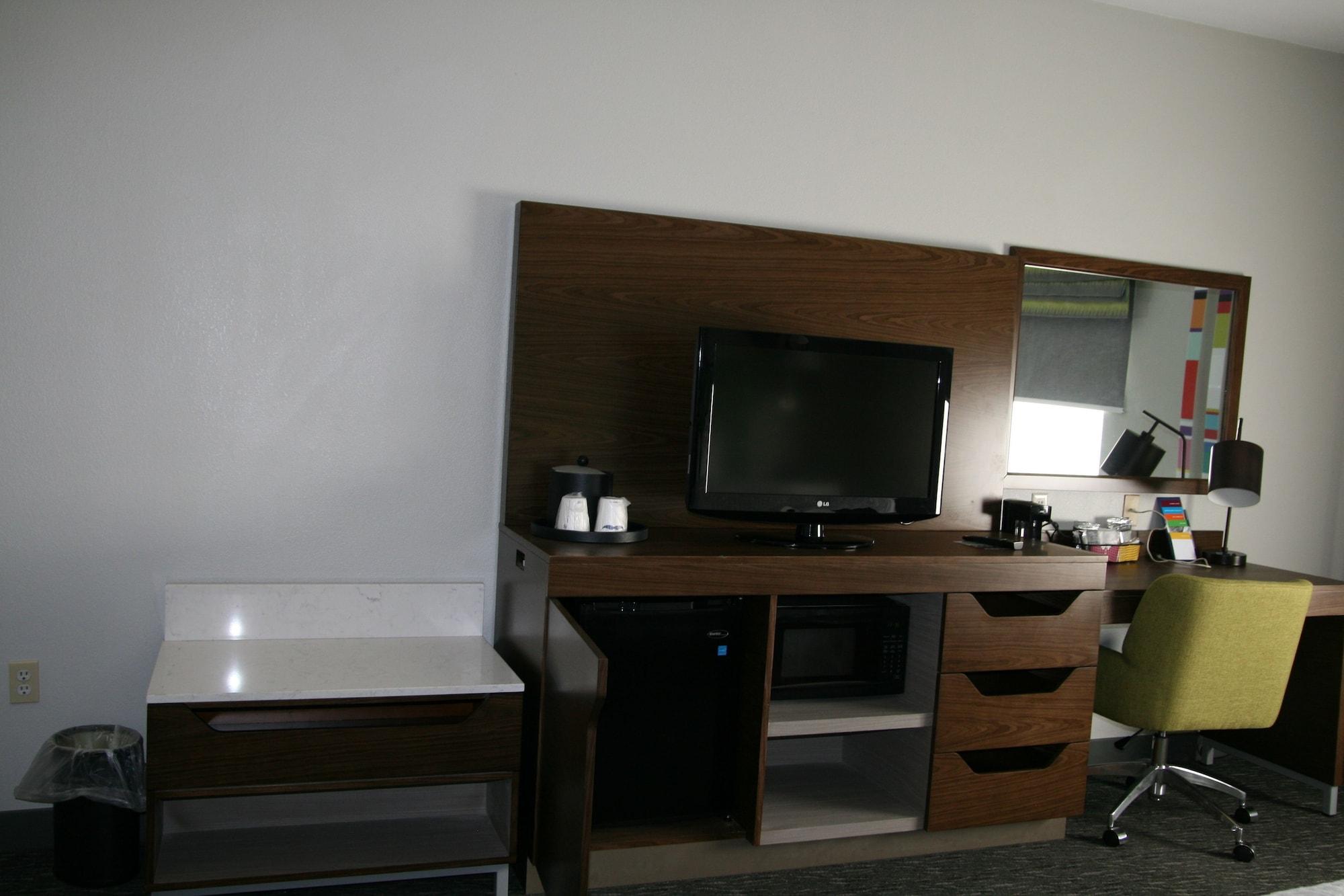 Hampton Inn Clarion Eksteriør billede