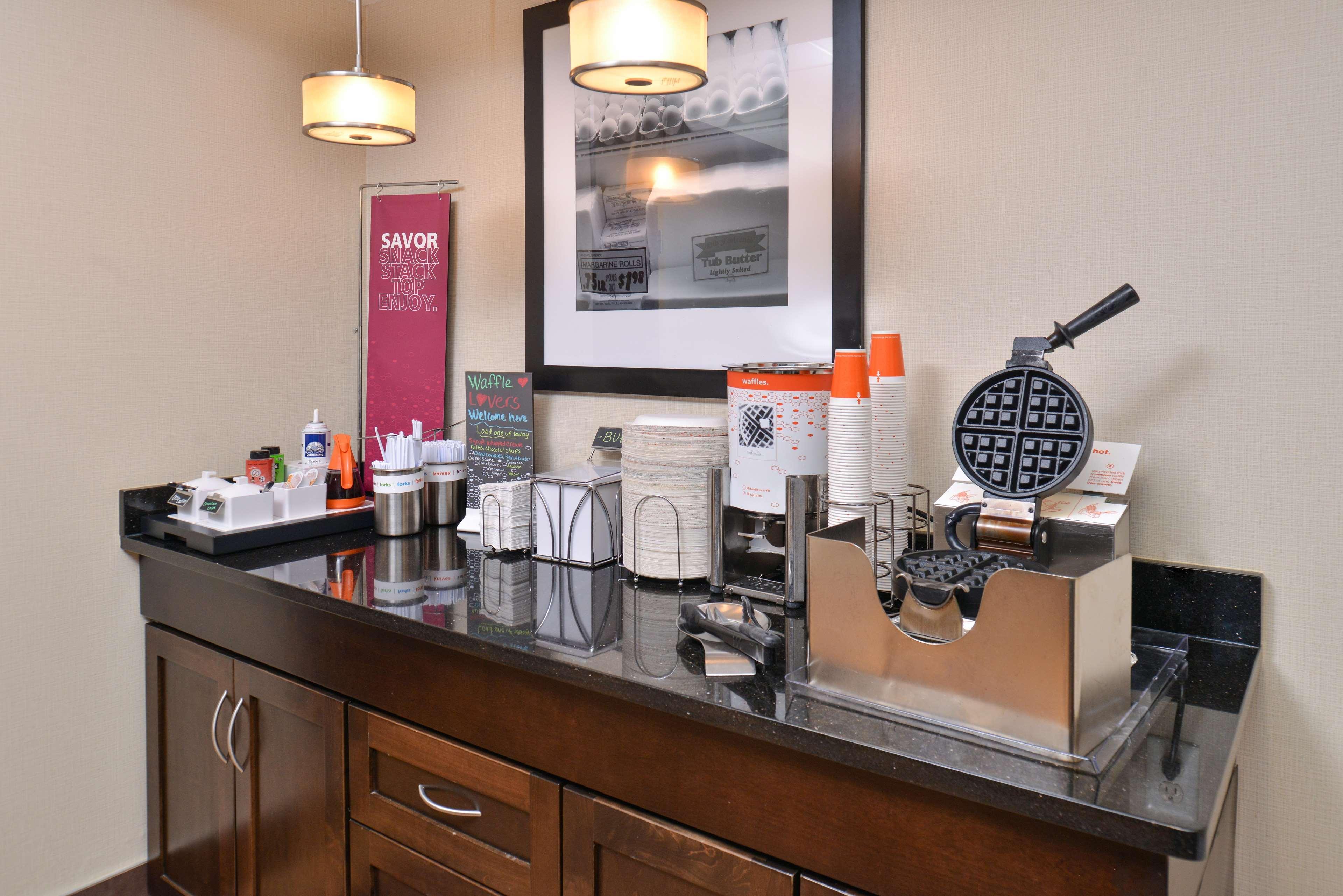 Hampton Inn Clarion Eksteriør billede