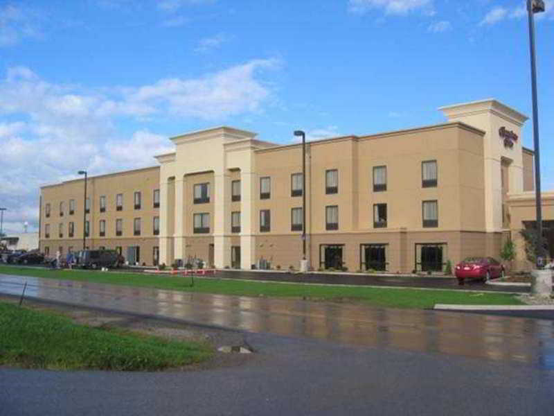 Hampton Inn Clarion Eksteriør billede